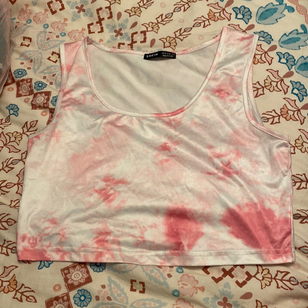 Pink tye dye cropped tank